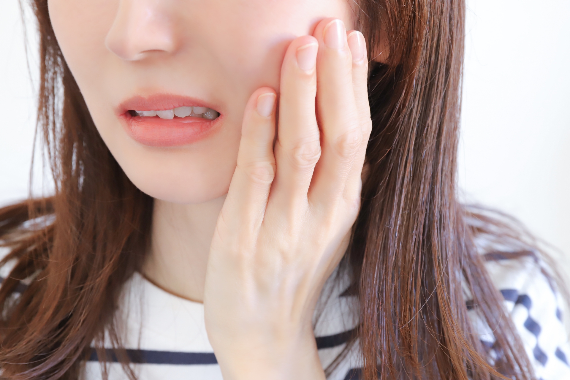 歯根端切除術による顔の腫れと痛み