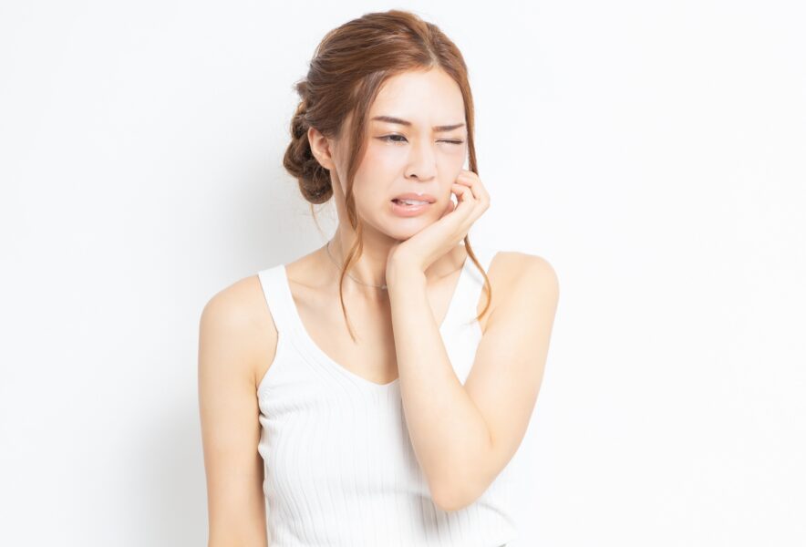 親知らずが細菌感染するとどうなる？感染原因や症状、治療方法を解説